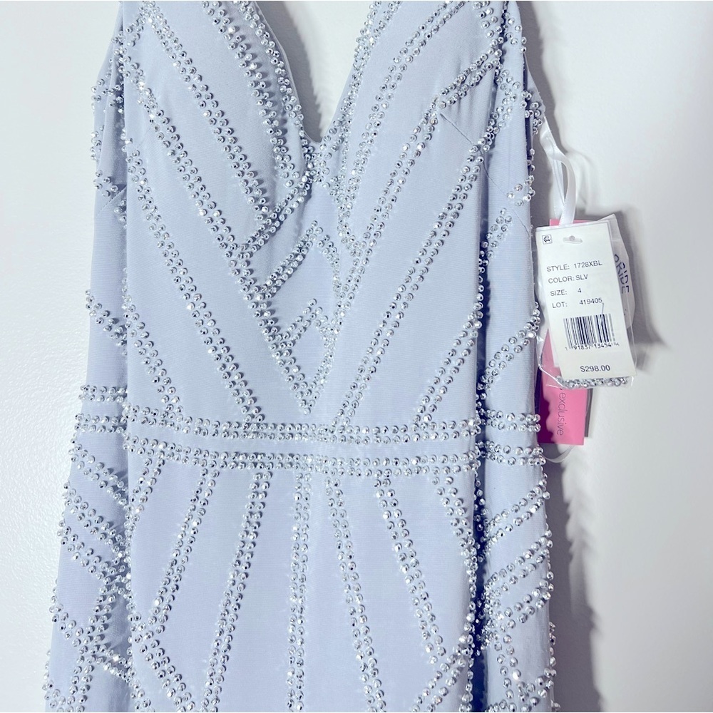 AQUA Embellished Column Gown - 100% Exclusive silver size 4 New - Picture 11 of 16